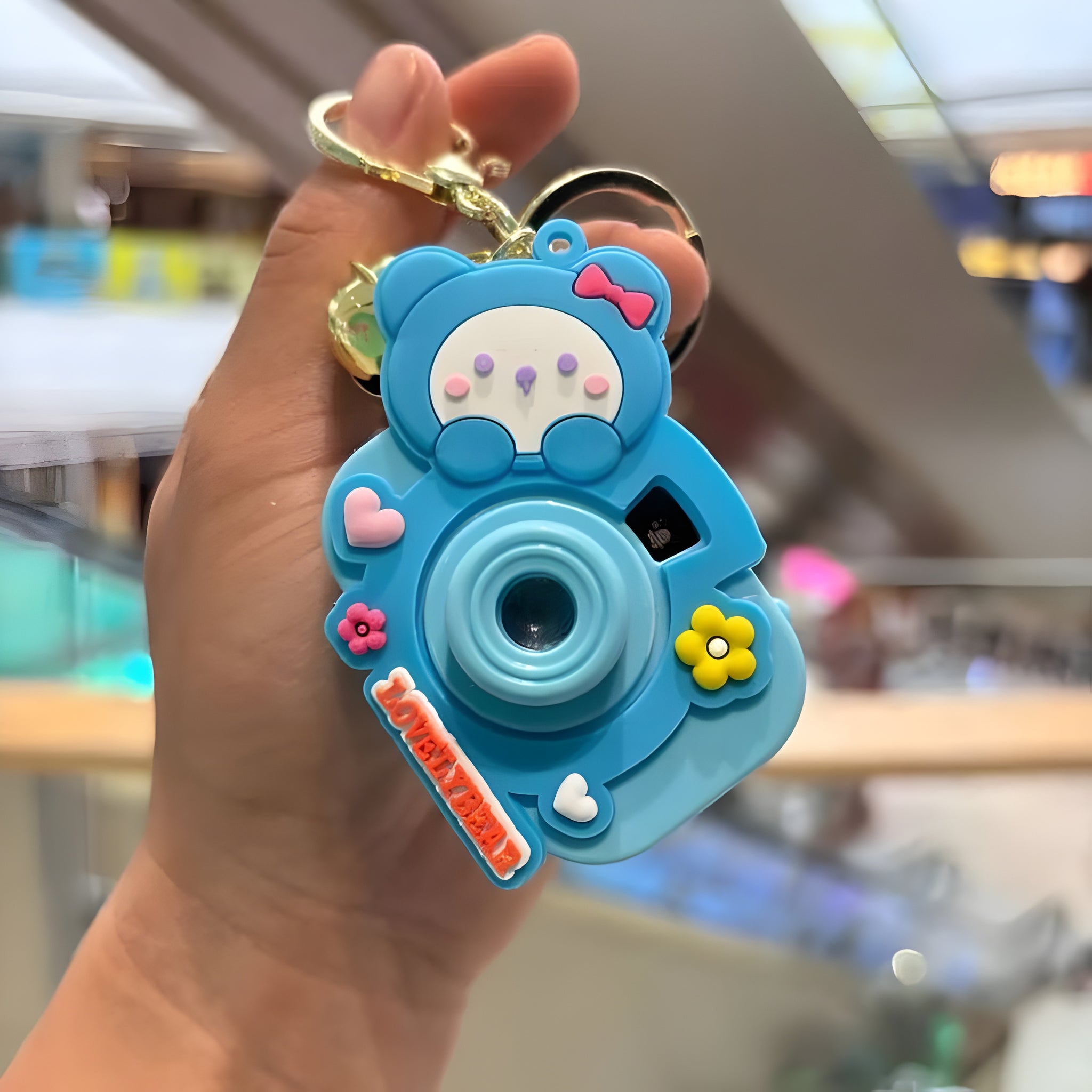 Cute Cartoon Camera Keychain – Light Up & Projector Toy for Kids & Gift