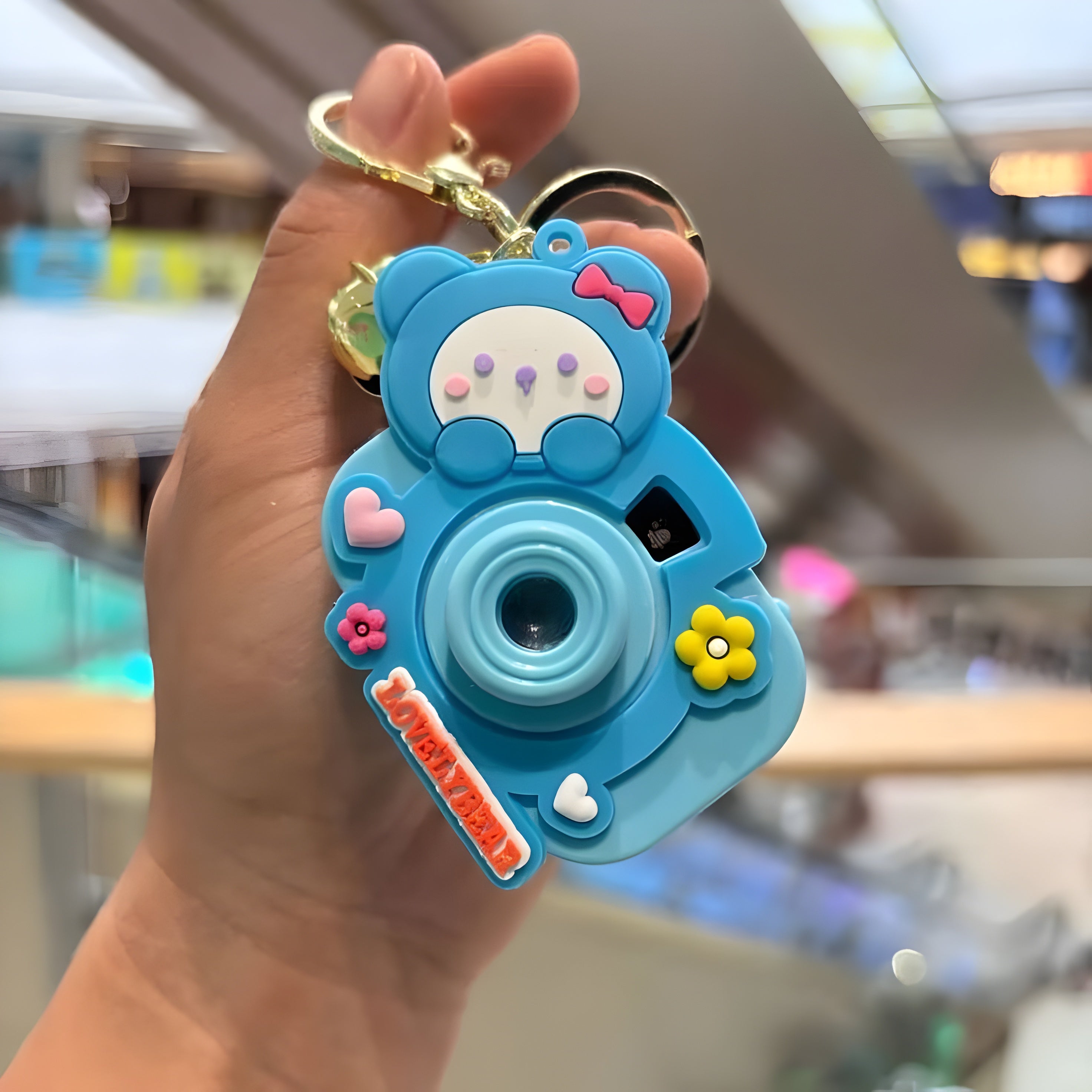 Cute Cartoon Camera Keychain – Light Up & Projector Toy for Kids & Gift