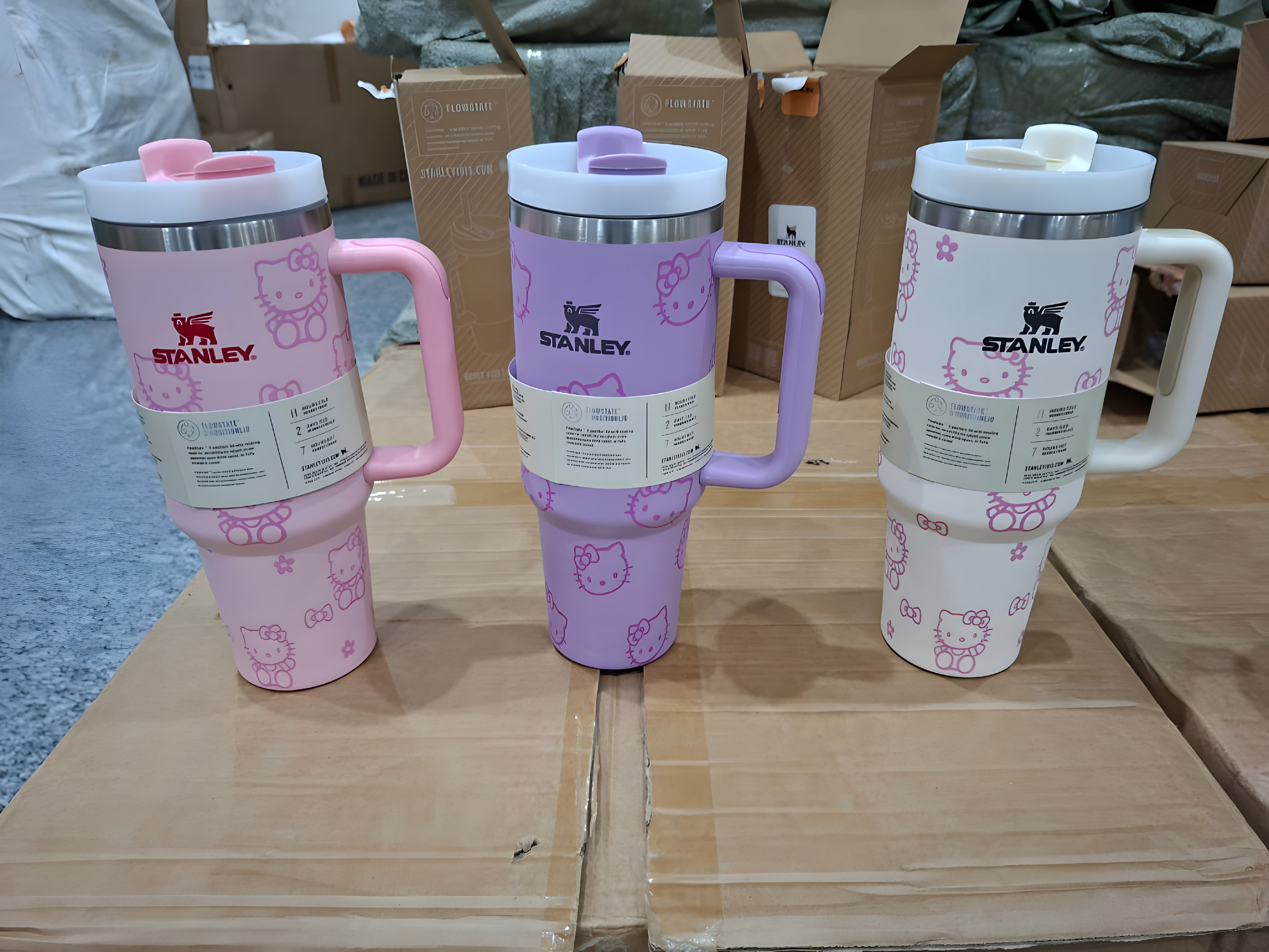 Stanley Hello Kitty Tumbler 1200ml – Premium Leakproof Mug with Handle