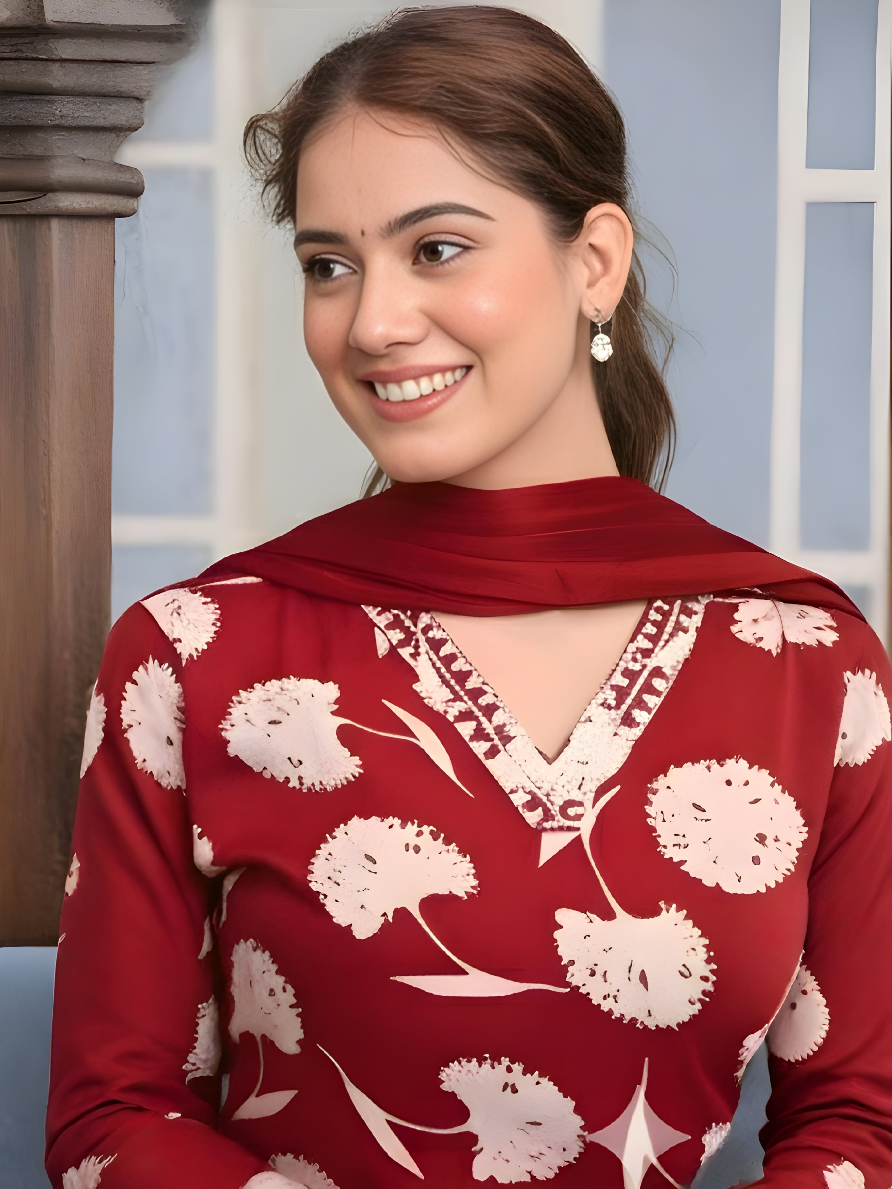 Trendy Floral Printed Kurti Set with Dupatta – Premium Quality, 3 Colors Available